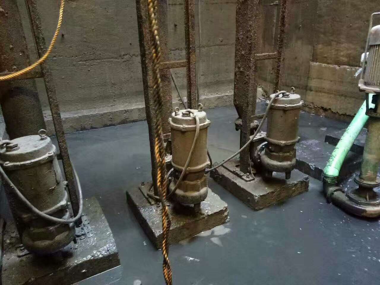 黄岛污水池清理